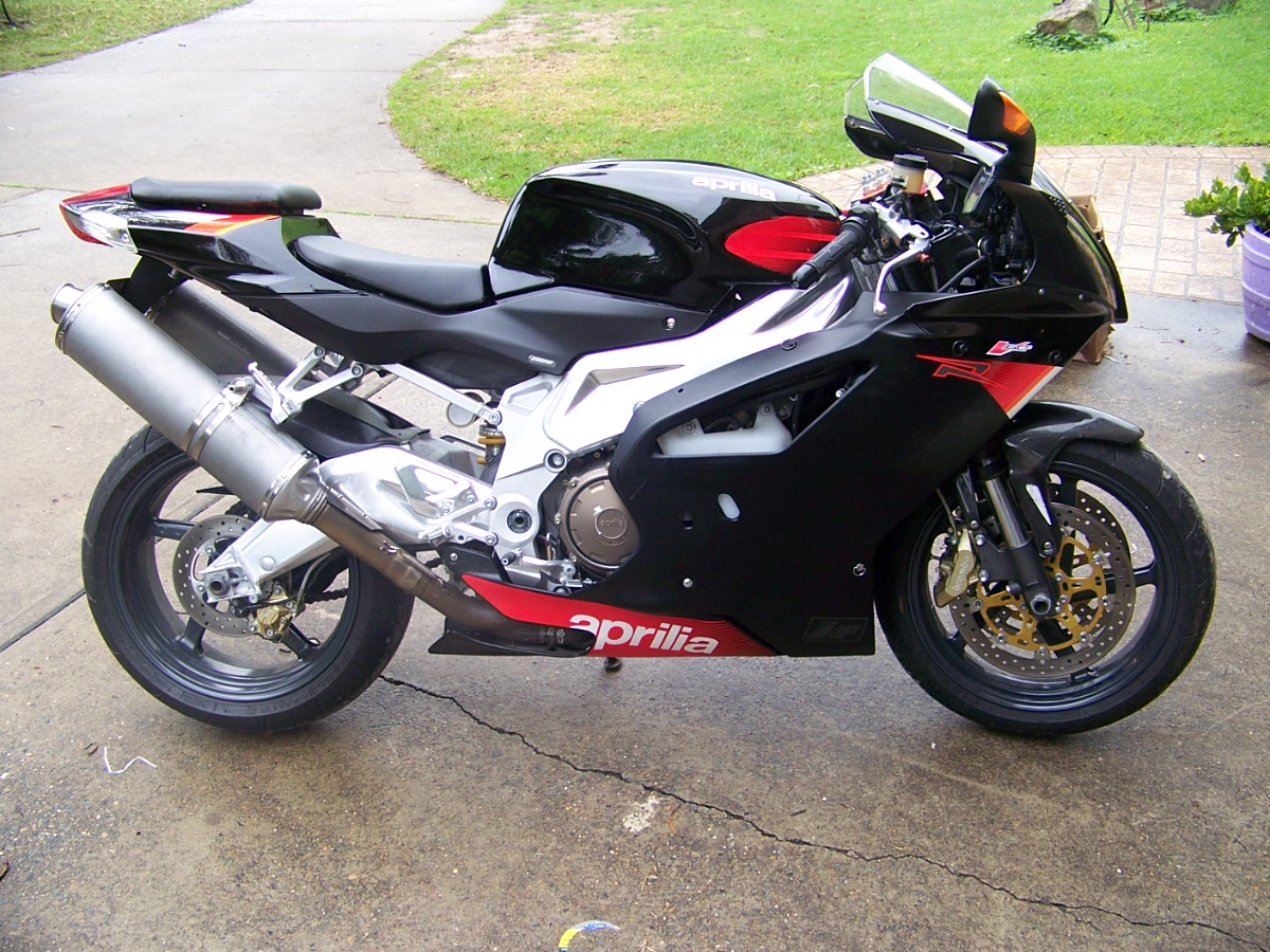 RSV1000R